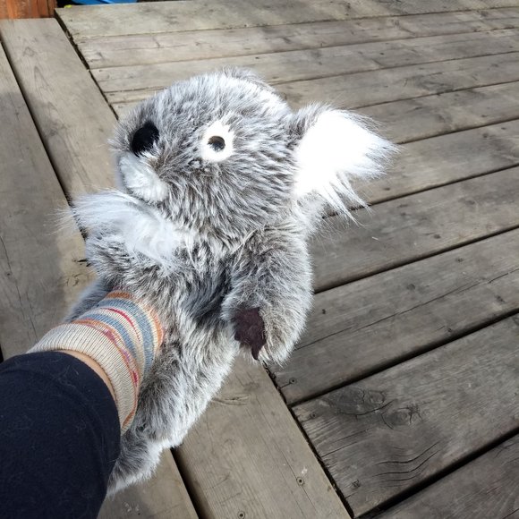 3/$25 vintage 90s plush indoor slippers koala EUC unisex - Picture 9 of 14